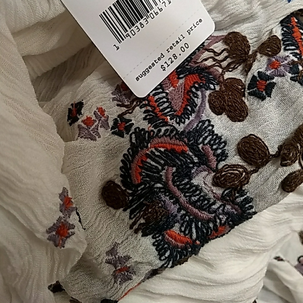 Free people - Picture 5 of 5